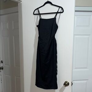 House of Harlow 1960 Black Sheath Midi Dress